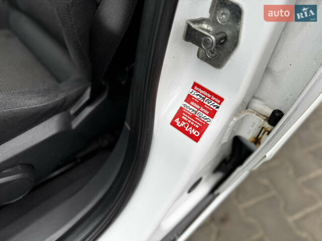 Белый Опель Астра, объемом двигателя 1.8 л и пробегом 166 тыс. км за 5750 $, фото 59 на Automoto.ua