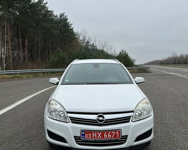 Білий Опель Астра, об'ємом двигуна 1.6 л та пробігом 292 тис. км за 5600 $, фото 5 на Automoto.ua