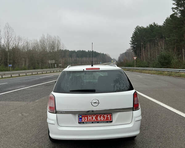 Білий Опель Астра, об'ємом двигуна 1.6 л та пробігом 292 тис. км за 5600 $, фото 4 на Automoto.ua