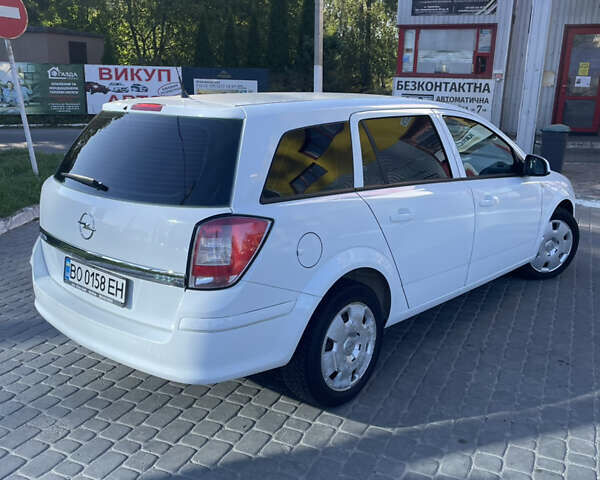 Белый Опель Астра, объемом двигателя 1.7 л и пробегом 245 тыс. км за 5999 $, фото 8 на Automoto.ua