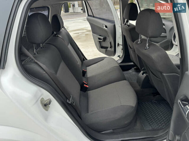 Белый Опель Астра, объемом двигателя 1.7 л и пробегом 306 тыс. км за 4999 $, фото 29 на Automoto.ua