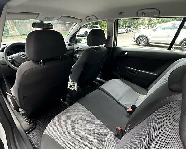 Білий Опель Астра, об'ємом двигуна 1.6 л та пробігом 222 тис. км за 5300 $, фото 8 на Automoto.ua