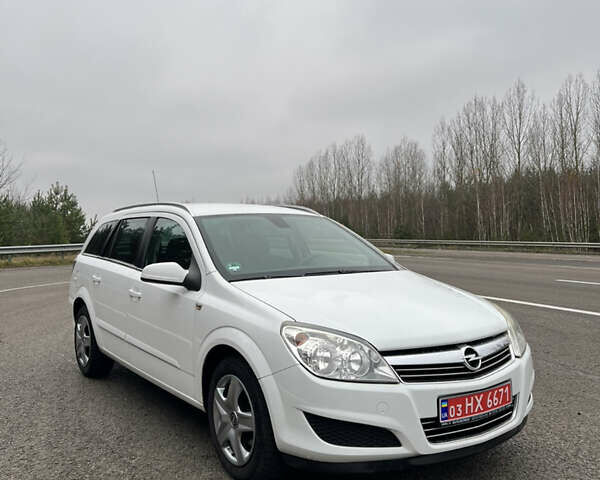 Білий Опель Астра, об'ємом двигуна 1.6 л та пробігом 292 тис. км за 5600 $, фото 1 на Automoto.ua