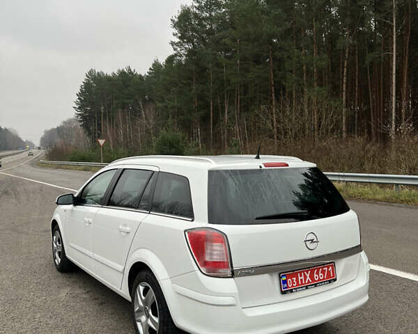 Білий Опель Астра, об'ємом двигуна 1.6 л та пробігом 292 тис. км за 5600 $, фото 3 на Automoto.ua