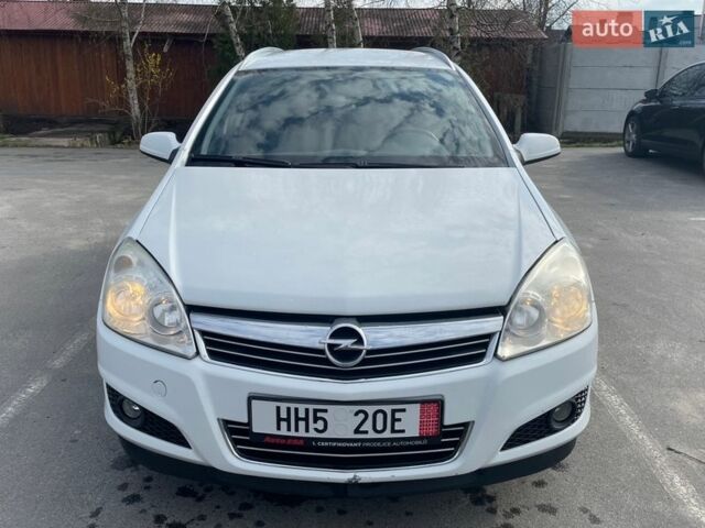 Білий Опель Астра, об'ємом двигуна 1.4 л та пробігом 216 тис. км за 4250 $, фото 1 на Automoto.ua