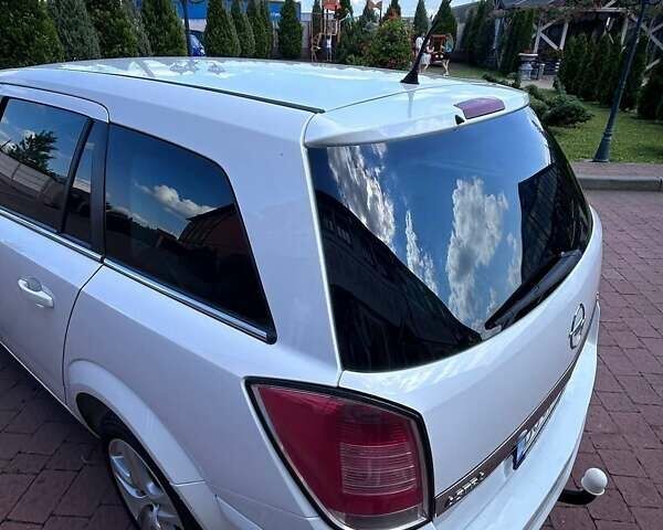 Білий Опель Астра, об'ємом двигуна 1.9 л та пробігом 241 тис. км за 5500 $, фото 9 на Automoto.ua