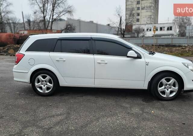 Білий Опель Астра, об'ємом двигуна 1.69 л та пробігом 280 тис. км за 5300 $, фото 8 на Automoto.ua