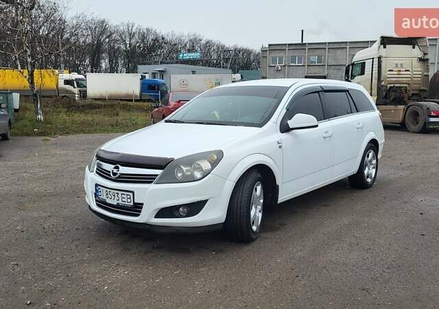 Білий Опель Астра, об'ємом двигуна 1.69 л та пробігом 280 тис. км за 5300 $, фото 25 на Automoto.ua