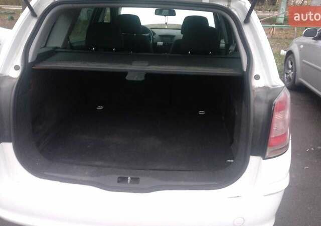 Білий Опель Астра, об'ємом двигуна 1.7 л та пробігом 217 тис. км за 6500 $, фото 3 на Automoto.ua