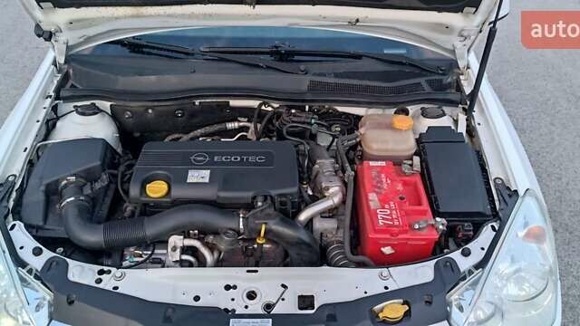 Білий Опель Астра, об'ємом двигуна 1.7 л та пробігом 347 тис. км за 5433 $, фото 43 на Automoto.ua