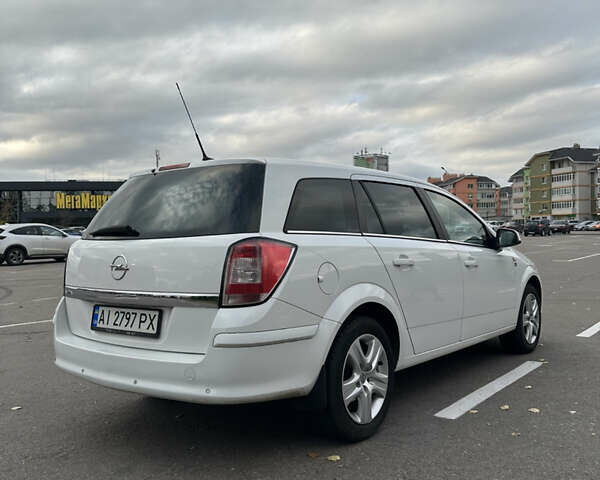 Білий Опель Астра, об'ємом двигуна 1.6 л та пробігом 283 тис. км за 5000 $, фото 2 на Automoto.ua