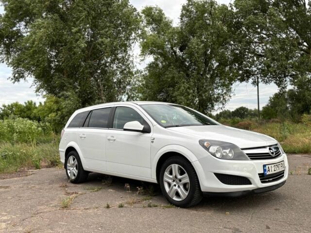 Опель Астра 2010 у Белой Церкве на Automoto.ua Білий Опель Астра, об'ємом двигуна 1.6 л та пробігом 278 тис. км за 4700 $, фото 6 на Automoto.ua