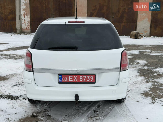 Білий Опель Астра, об'ємом двигуна 1.6 л та пробігом 198 тис. км за 5350 $, фото 31 на Automoto.ua