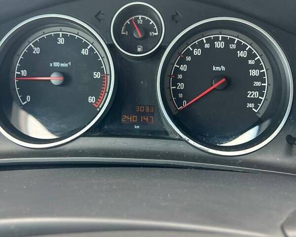 Опель Астра 2010 у Луцьку на Automoto.ua Білий Опель Астра, об'ємом двигуна 1.9 л та пробігом 240 тис. км за 6700 $, фото 8 на Automoto.ua