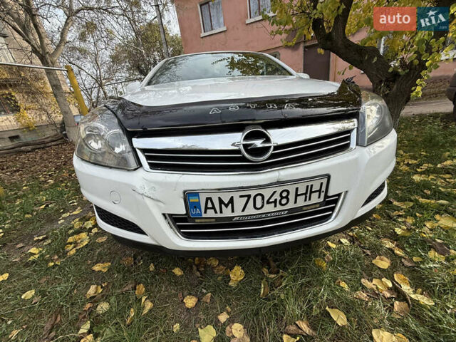 Білий Опель Астра, об'ємом двигуна 1.7 л та пробігом 283 тис. км за 6000 $, фото 4 на Automoto.ua