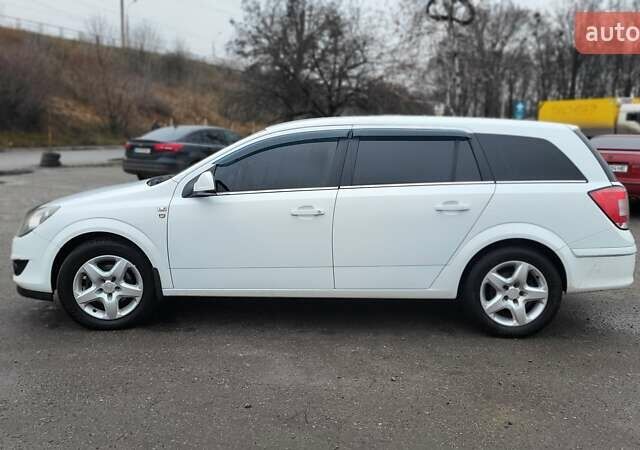 Білий Опель Астра, об'ємом двигуна 1.69 л та пробігом 280 тис. км за 5300 $, фото 21 на Automoto.ua