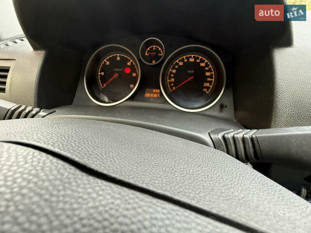 Білий Опель Астра, об'ємом двигуна 1.7 л та пробігом 283 тис. км за 6000 $, фото 19 на Automoto.ua