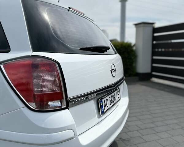 Білий Опель Астра, об'ємом двигуна 1.7 л та пробігом 270 тис. км за 6000 $, фото 13 на Automoto.ua