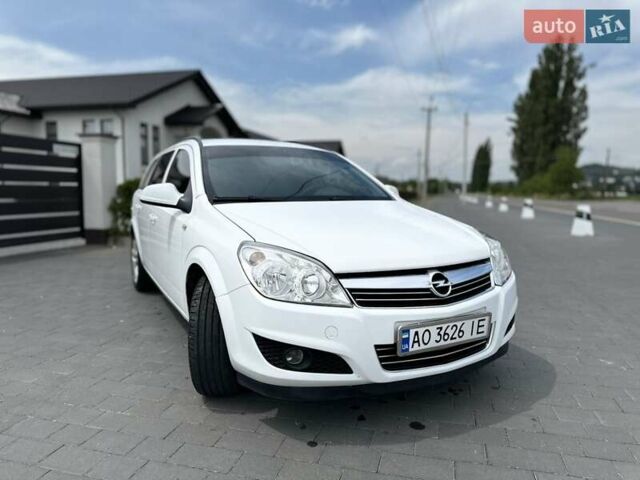 Білий Опель Астра, об'ємом двигуна 1.7 л та пробігом 270 тис. км за 6000 $, фото 6 на Automoto.ua