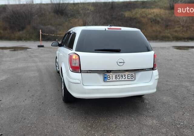 Білий Опель Астра, об'ємом двигуна 1.69 л та пробігом 280 тис. км за 5300 $, фото 15 на Automoto.ua