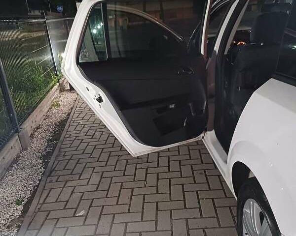 Білий Опель Астра, об'ємом двигуна 1.7 л та пробігом 180 тис. км за 6500 $, фото 4 на Automoto.ua