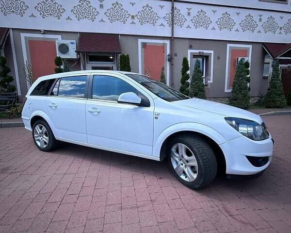 Білий Опель Астра, об'ємом двигуна 1.9 л та пробігом 241 тис. км за 5500 $, фото 6 на Automoto.ua