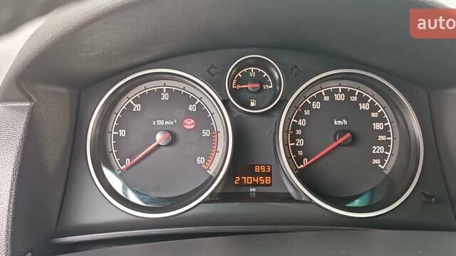 Опель Астра 2010 у Первомайськ на Automoto.ua Білий Опель Астра, об'ємом двигуна 1.7 л та пробігом 271 тис. км за 5500 $, фото 17 на Automoto.ua