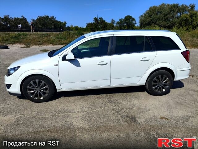 Опель Астра 2010 в Харькове на Automoto.ua Белый Опель Астра, объемом двигателя 1.6 л и пробегом 223 тыс. км за 6000 $, фото 3 на Automoto.ua