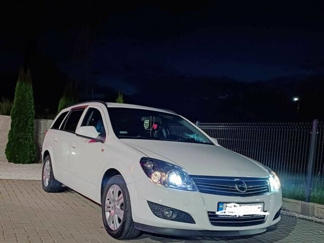 Белый Опель Астра, объемом двигателя 0 л и пробегом 3 тыс. км за 6500 $, фото 6 на Automoto.ua