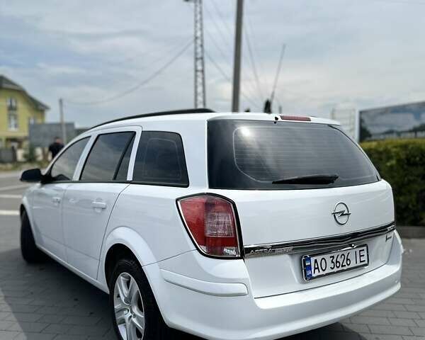 Білий Опель Астра, об'ємом двигуна 1.7 л та пробігом 270 тис. км за 6000 $, фото 5 на Automoto.ua