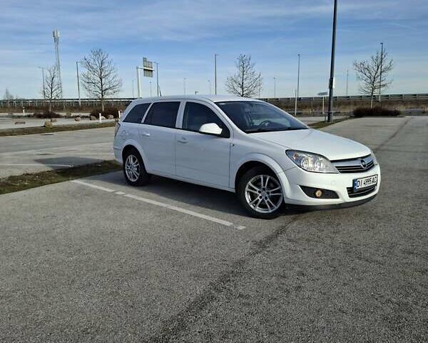 Білий Опель Астра, об'ємом двигуна 1.7 л та пробігом 347 тис. км за 5403 $, фото 2 на Automoto.ua