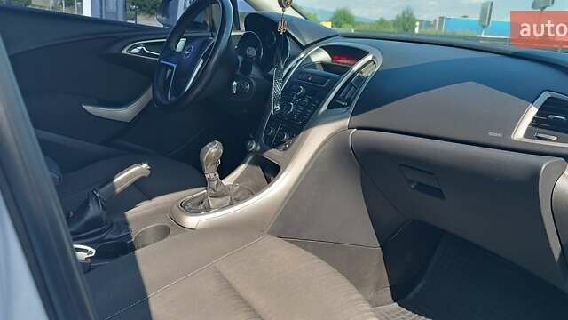 Білий Опель Астра, об'ємом двигуна 1.7 л та пробігом 275 тис. км за 7100 $, фото 9 на Automoto.ua