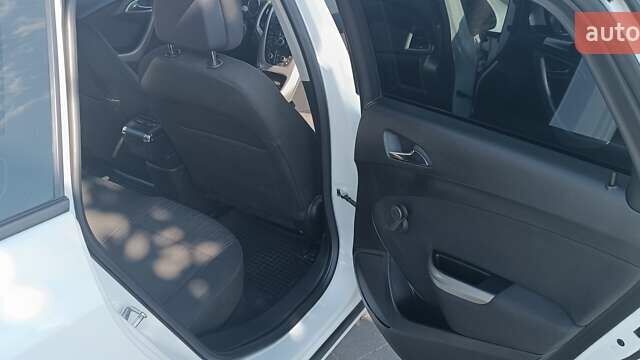 Білий Опель Астра, об'ємом двигуна 1.7 л та пробігом 275 тис. км за 7100 $, фото 10 на Automoto.ua