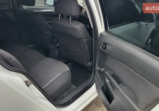 Білий Опель Астра, об'ємом двигуна 1.69 л та пробігом 280 тис. км за 5300 $, фото 47 на Automoto.ua