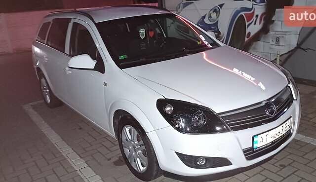 Білий Опель Астра, об'ємом двигуна 1.7 л та пробігом 180 тис. км за 6500 $, фото 6 на Automoto.ua