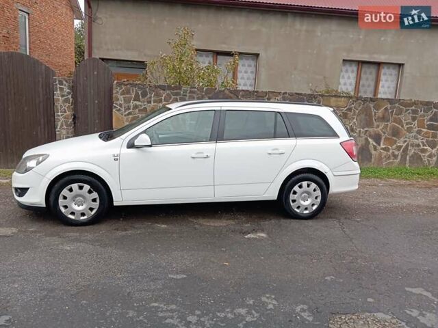 Белый Опель Астра, объемом двигателя 1.7 л и пробегом 245 тыс. км за 5250 $, фото 5 на Automoto.ua