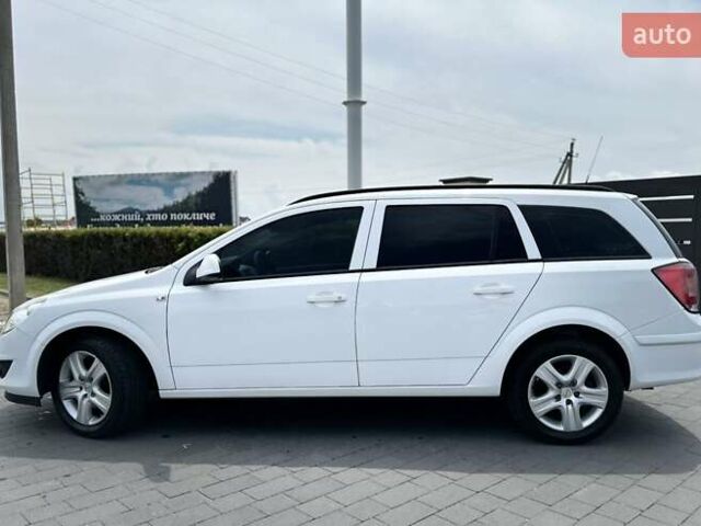 Белый Опель Астра, объемом двигателя 1.69 л и пробегом 267 тыс. км за 6000 $, фото 8 на Automoto.ua