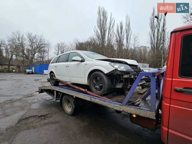 Белый Опель Астра, объемом двигателя 1.69 л и пробегом 170 тыс. км за 2499 $, фото 5 на Automoto.ua