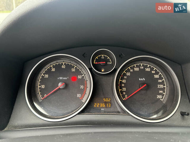 Белый Опель Астра, объемом двигателя 1.6 л и пробегом 223 тыс. км за 6199 $, фото 9 на Automoto.ua