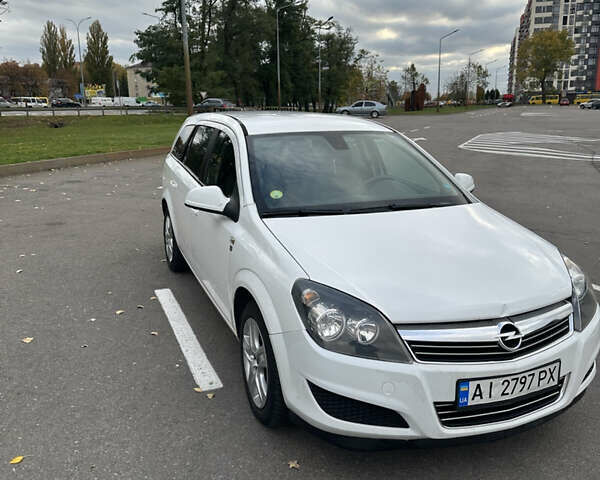 Білий Опель Астра, об'ємом двигуна 1.6 л та пробігом 283 тис. км за 5000 $, фото 3 на Automoto.ua