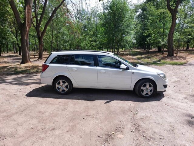 Білий Опель Астра, об'ємом двигуна 1.7 л та пробігом 224 тис. км за 6500 $, фото 4 на Automoto.ua