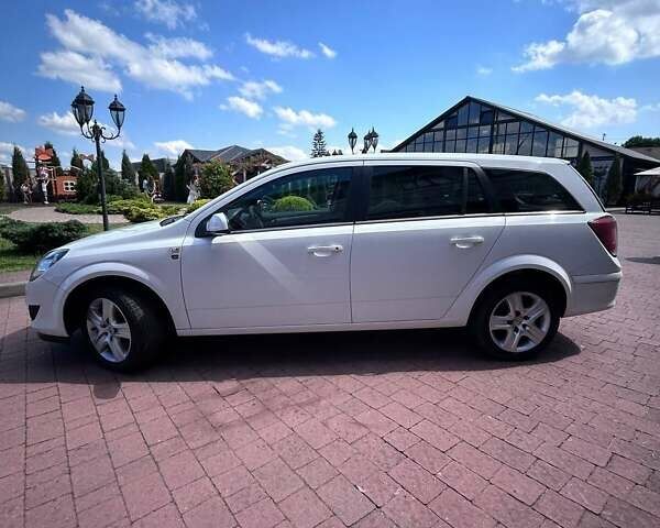 Білий Опель Астра, об'ємом двигуна 1.9 л та пробігом 241 тис. км за 5500 $, фото 3 на Automoto.ua