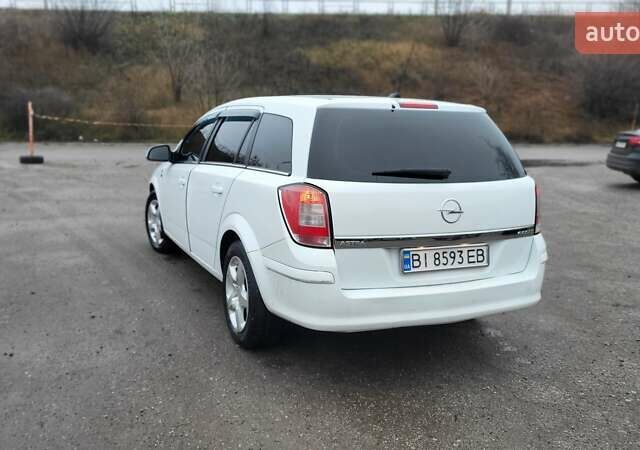 Білий Опель Астра, об'ємом двигуна 1.69 л та пробігом 280 тис. км за 5300 $, фото 16 на Automoto.ua