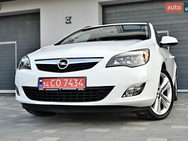 Білий Опель Астра, об'ємом двигуна 1.4 л та пробігом 228 тис. км за 6555 $, фото 1 на Automoto.ua