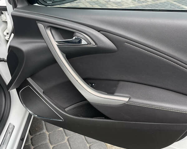 Білий Опель Астра, об'ємом двигуна 1.96 л та пробігом 224 тис. км за 7500 $, фото 11 на Automoto.ua