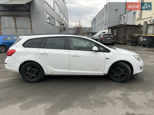 Белый Опель Астра, объемом двигателя 1.69 л и пробегом 315 тыс. км за 5600 $, фото 4 на Automoto.ua