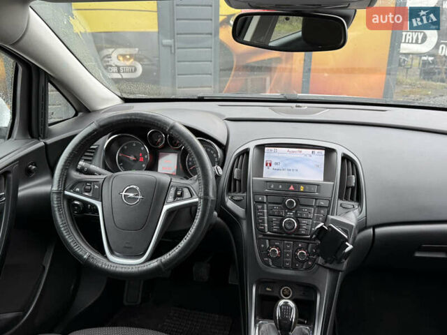 Белый Опель Астра, объемом двигателя 1.7 л и пробегом 300 тыс. км за 6999 $, фото 21 на Automoto.ua