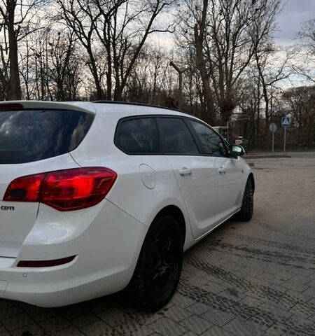 Белый Опель Астра, объемом двигателя 1.69 л и пробегом 267 тыс. км за 5650 $, фото 9 на Automoto.ua