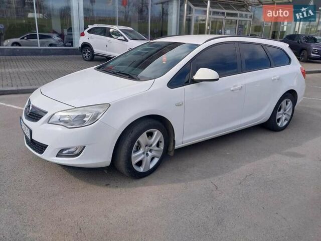 Белый Опель Астра, объемом двигателя 1.69 л и пробегом 228 тыс. км за 6999 $, фото 9 на Automoto.ua