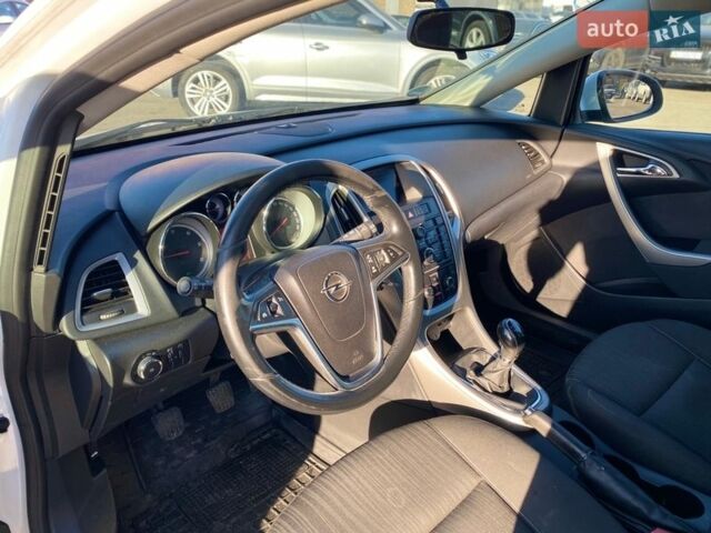 Білий Опель Астра, об'ємом двигуна 1.7 л та пробігом 388 тис. км за 5500 $, фото 13 на Automoto.ua